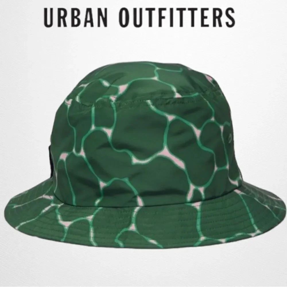 UO Urban Outfitters Gramicci Shell Bucket Cap Hat NEW